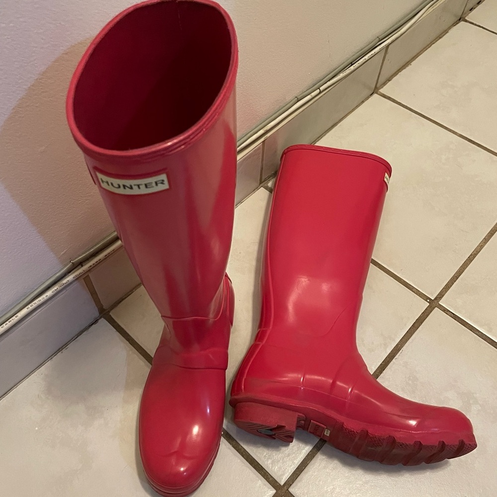 Hunter Pink Tall Rain Boots